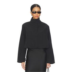 Revolve Shoreline Windbreaker in Noir
Lioness Size XSmall *NEW